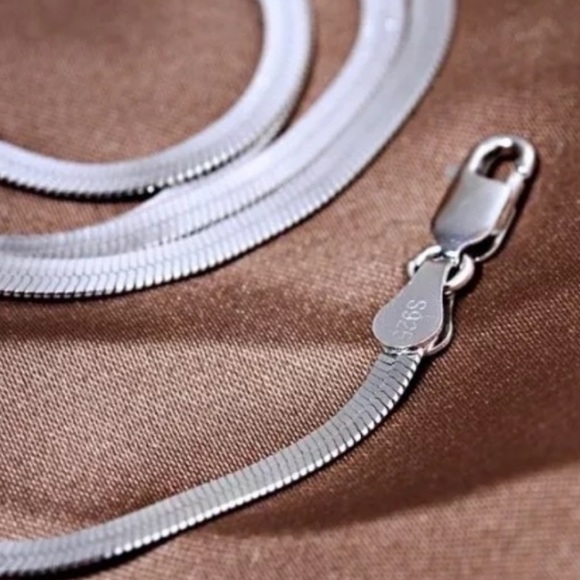 NEW “20” 925 STERLING SILVER SNAKE FLATE NECKLACE, NICE NECKLACE, CUTE NECKLACE - Picture 7 of 7